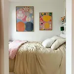 شقة In Pastel Colors With Courtyard Oasis كوبنهاجن